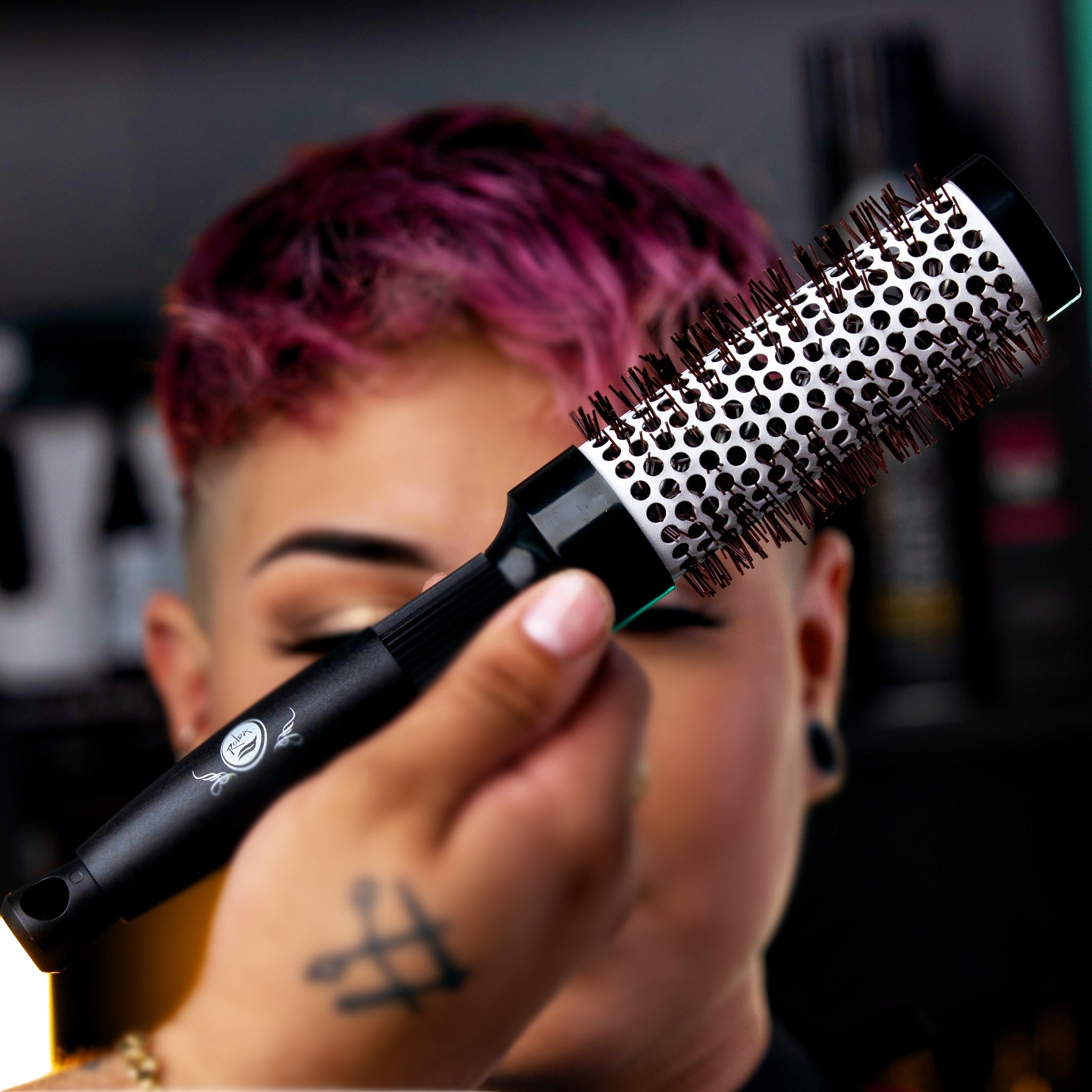 Blowdrying Brush Amika Round Brush Blow Dryer Amika How To Use A