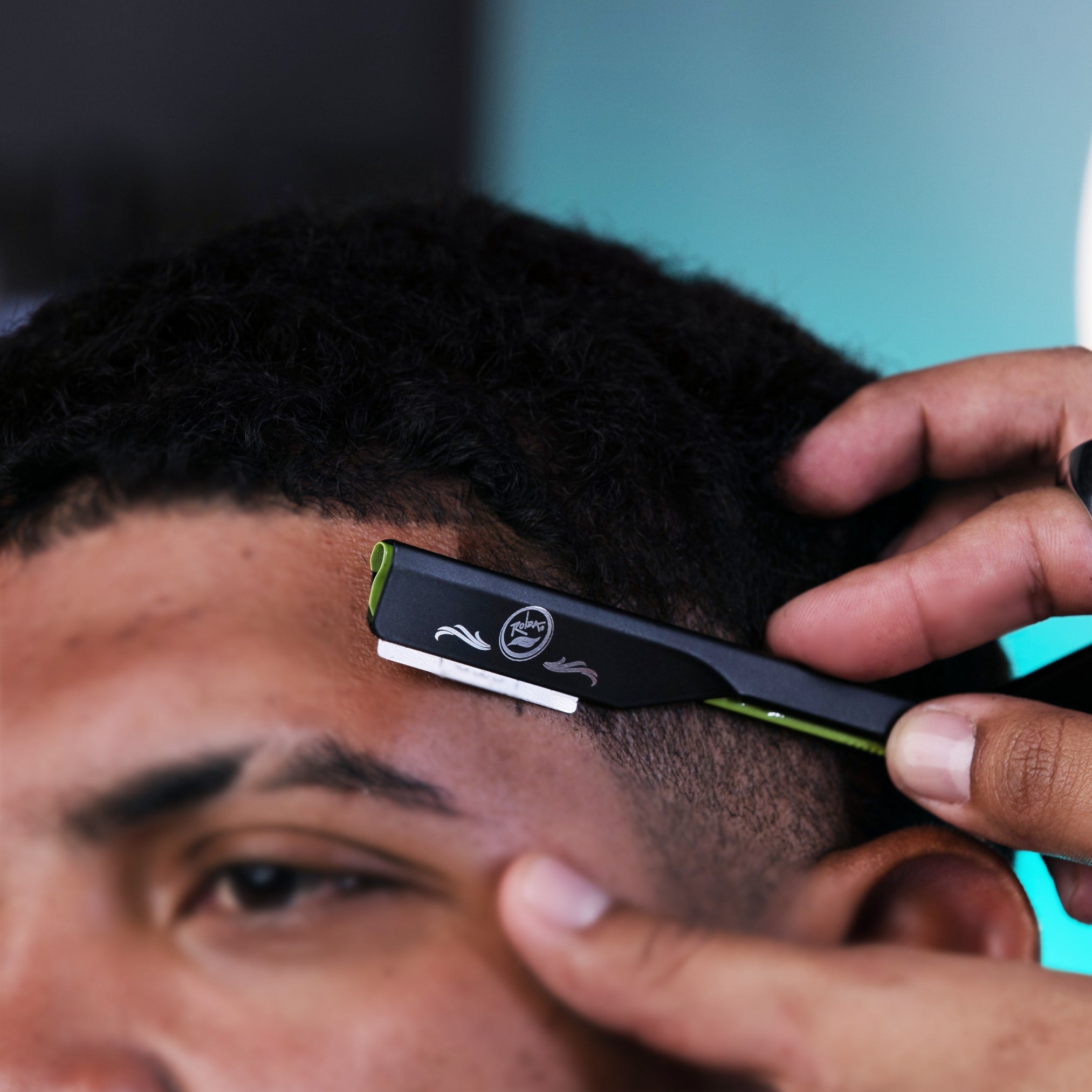 Buy the Matte Barber Straight Razor Blade Holder – Rolda Cosmetics ...